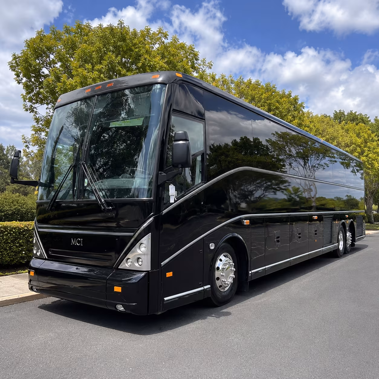 charter bus rentals for federal agencies and contractors near rancho cordova