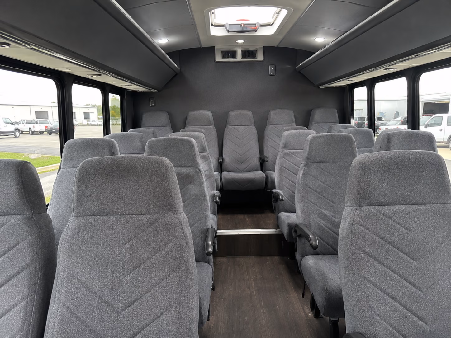 minibus rentals for rancho cordova prom groups of any size