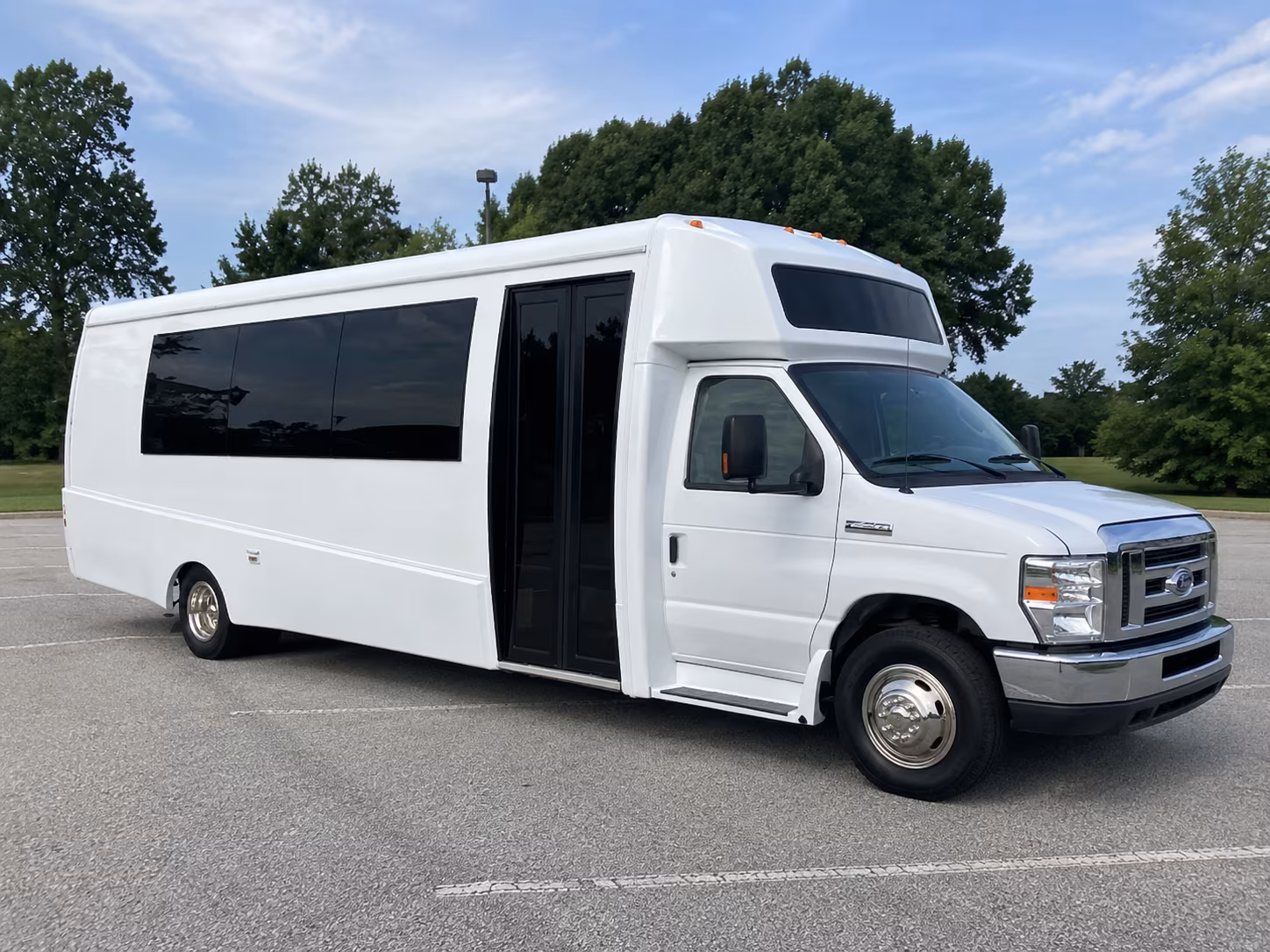 rancho cordova 18 passenger party bus